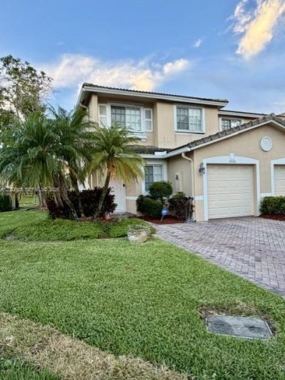 8968 Lancaster St , Tamarac, FL 33321 Photo