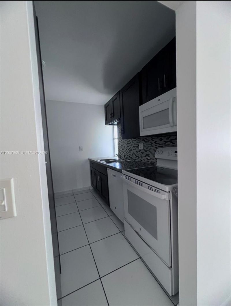 2430 SW 81st Ave , Unit 408, Davie, FL 33324 Photo