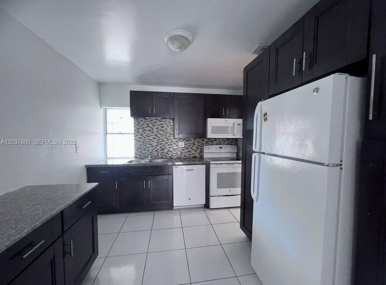 2430 SW 81st Ave , Unit 408, Davie, FL 33324 Photo