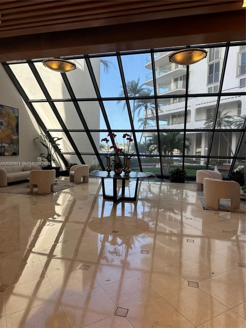 19707 Turnberry Way , Unit 23F, Aventura, FL 33180 Photo