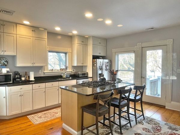 56 Saint James Cir, Unit 2, Newton, MA 02458