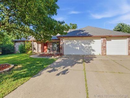 1302 W Orlando Street Broken Arrow, OK 74011
