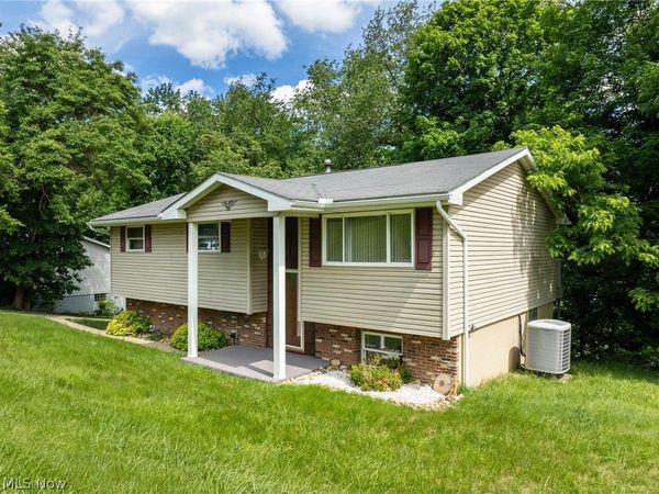 791 N Overlook Drive, Wintersville, OH 43953