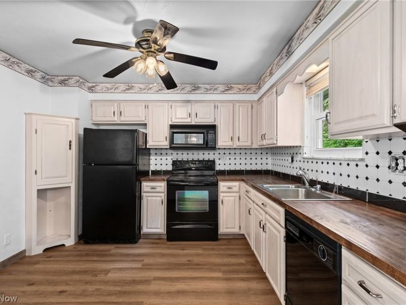 791 N Overlook Drive, Wintersville, OH 43953 Photo 3