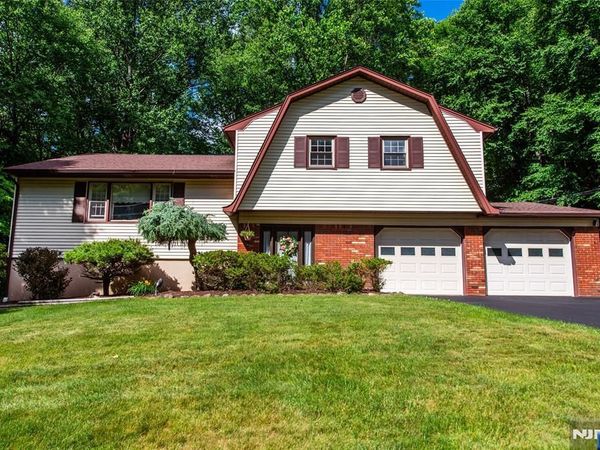 27 Dewey Drive, RINGWOOD, NJ 07456