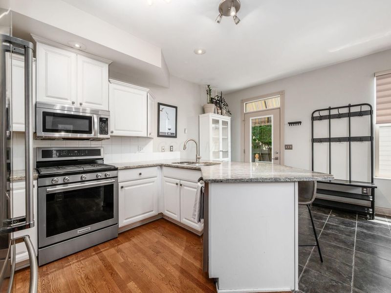 485 W 2nd Avenue, Columbus, OH 43201 Photo 9