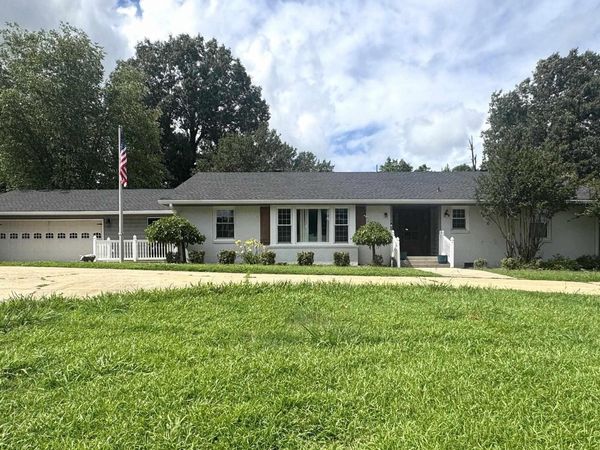 1129 W North Street, Piggott, AR 72454