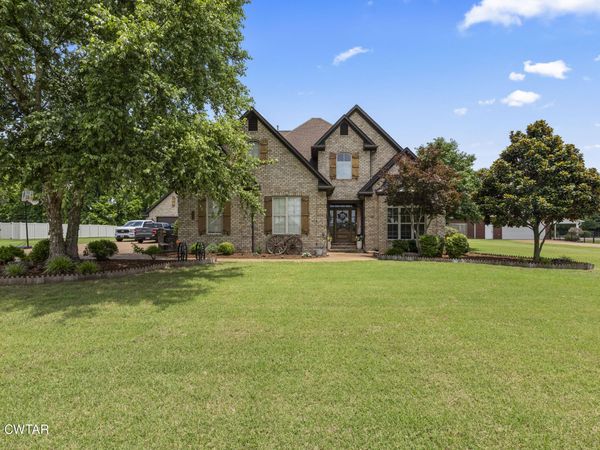 688 Blackmon Street , Medina, TN 38355