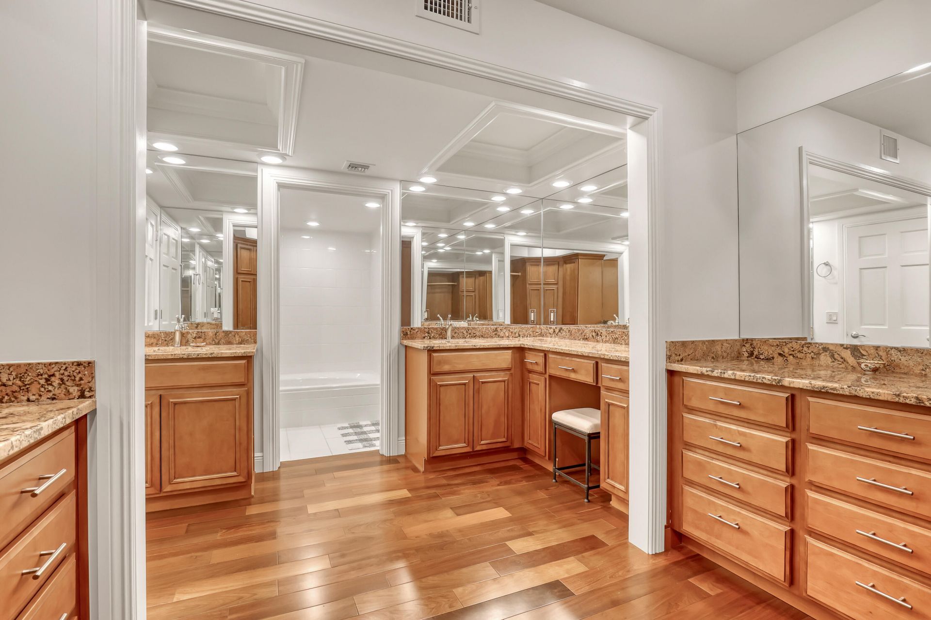 3400 N Ocean Drive, Unit 101, Singer Island, FL 33404 Photo