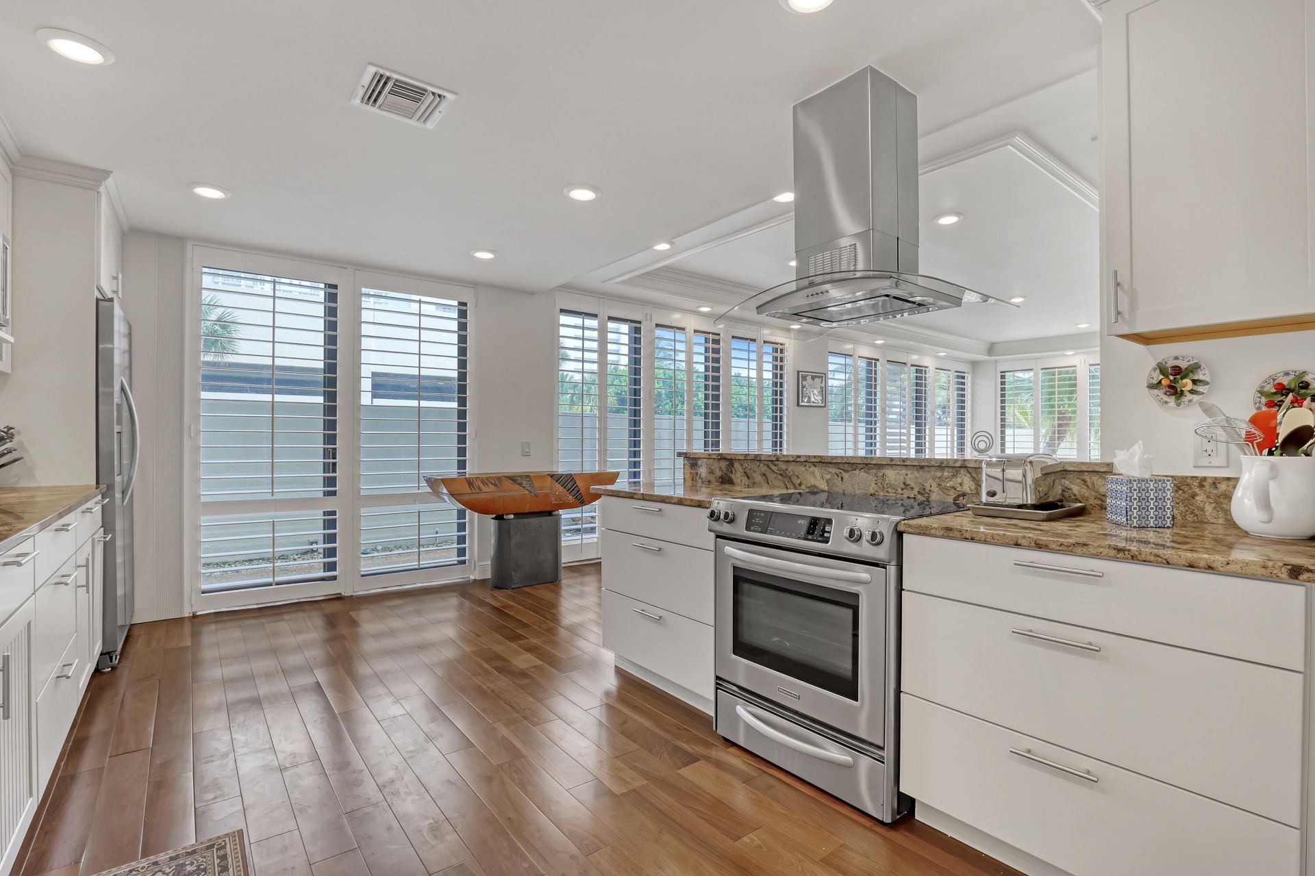 3400 N Ocean Drive, Unit 101, Singer Island, FL 33404 Photo