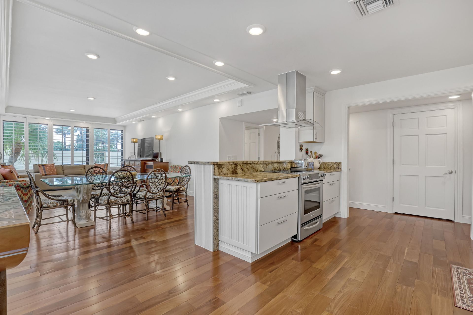 3400 N Ocean Drive, Unit 101, Singer Island, FL 33404 Photo