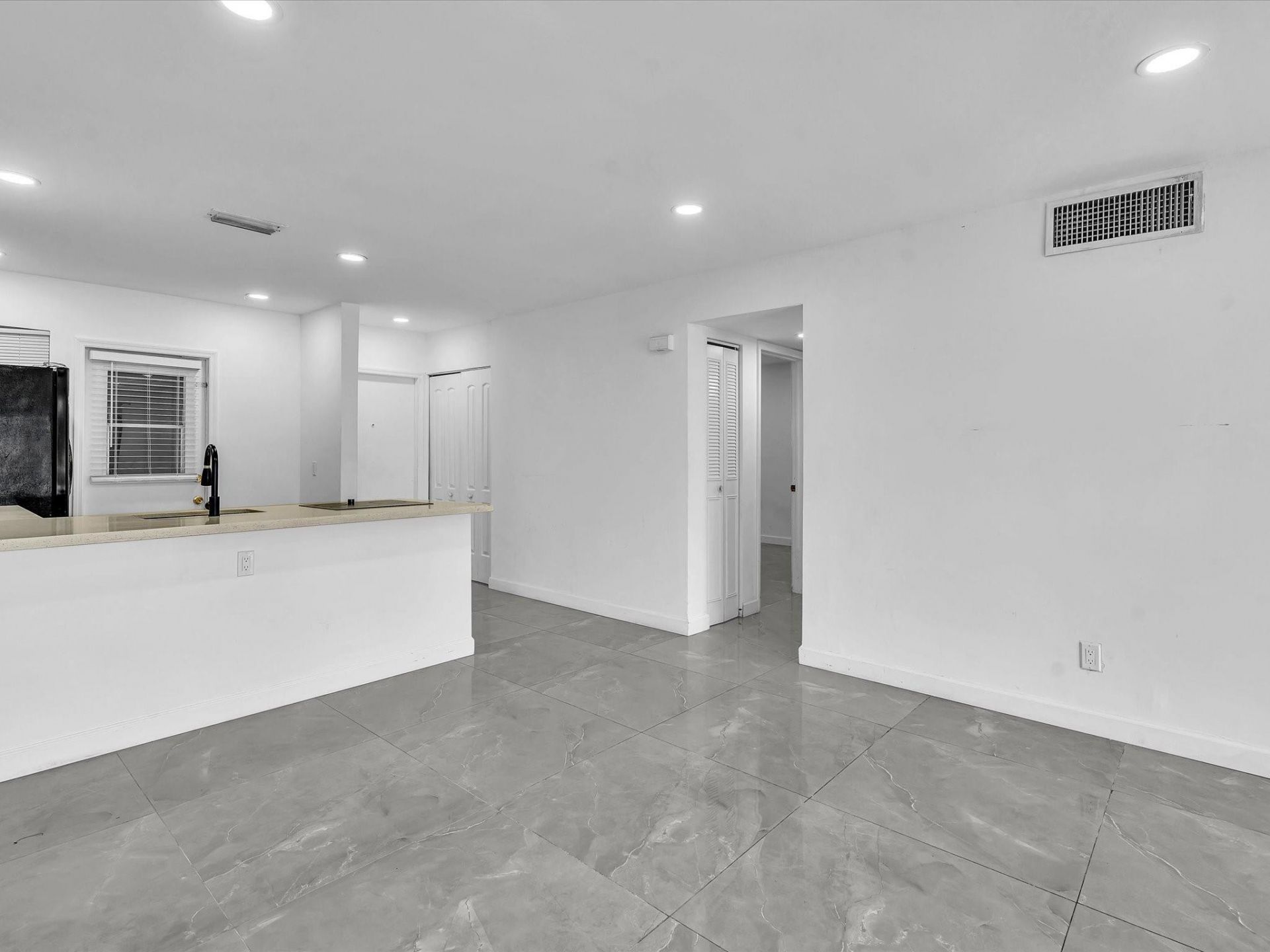 2451 SW 82nd Avenue, Unit 108, Davie, FL 33324 Photo