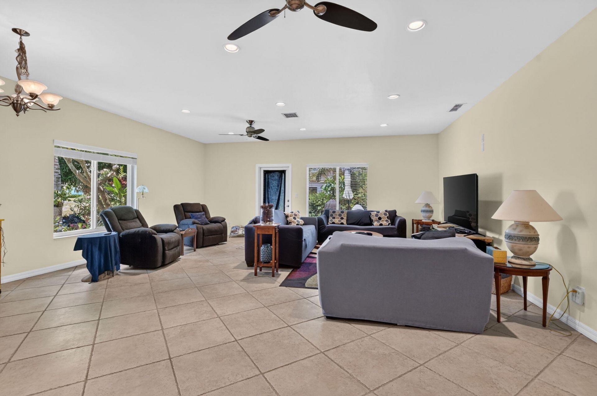 459 NE 1st Avenue, Deerfield Beach, FL 33441 Photo