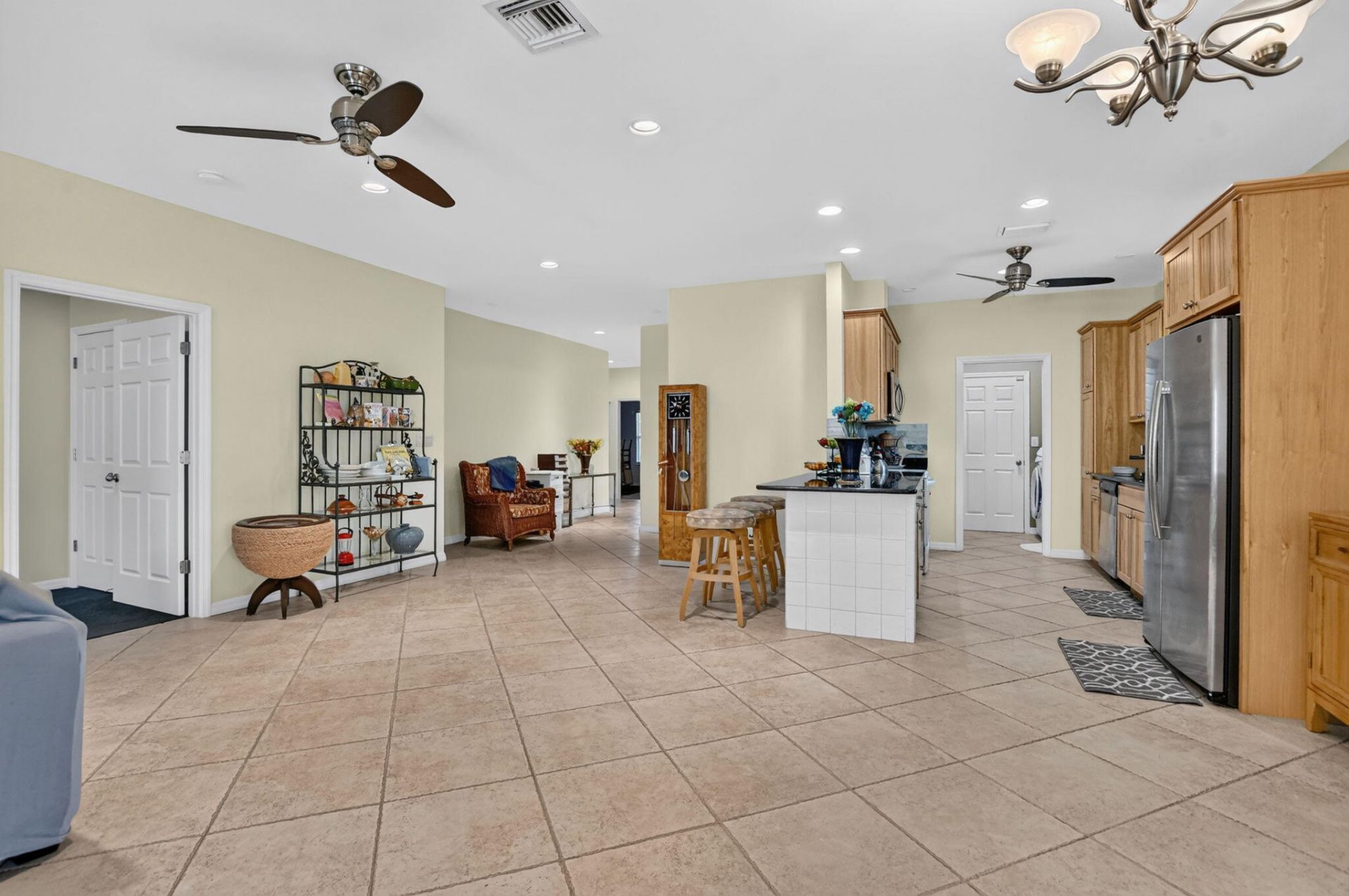 459 NE 1st Avenue, Deerfield Beach, FL 33441 Photo