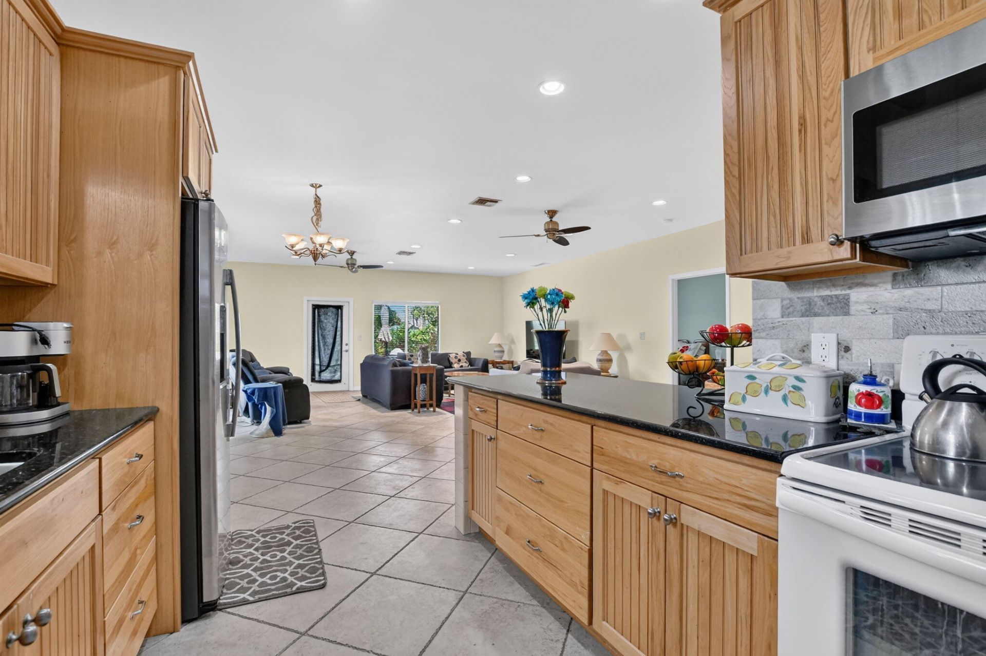 459 NE 1st Avenue, Deerfield Beach, FL 33441 Photo