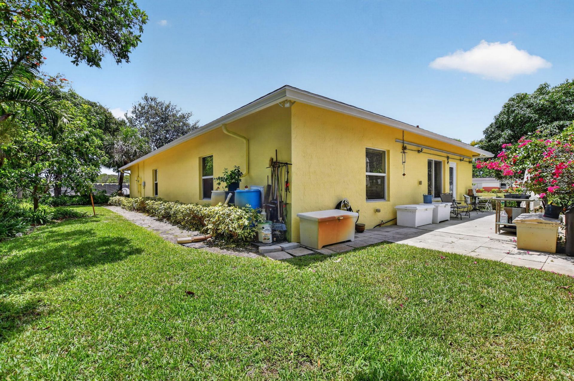 459 NE 1st Avenue, Deerfield Beach, FL 33441 Photo