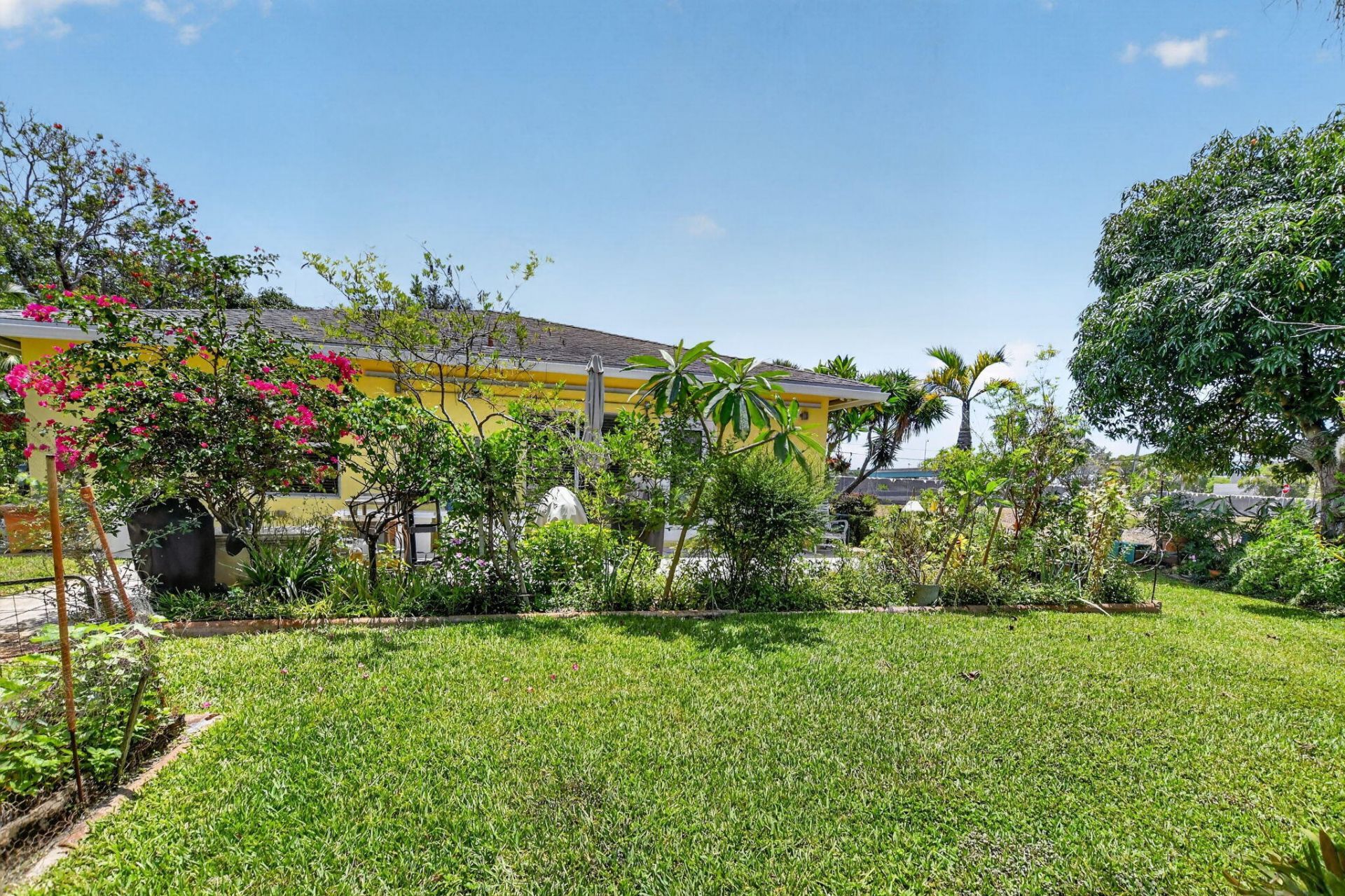 459 NE 1st Avenue, Deerfield Beach, FL 33441 Photo