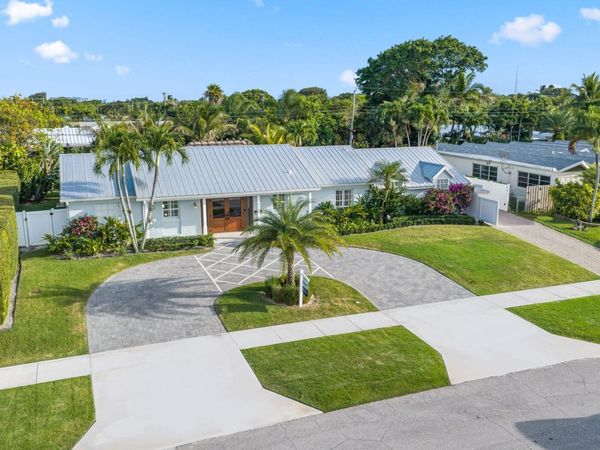 418 Oyster Road, North Palm Beach, FL 33408