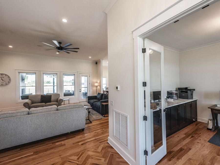Property Image 37