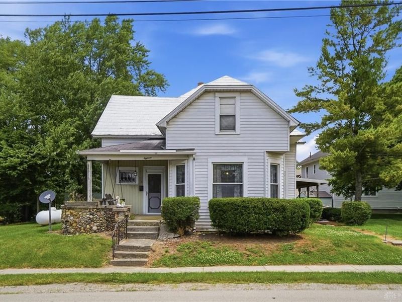 18 N Champaign Street, Catawba, OH 43010 Photo 1
