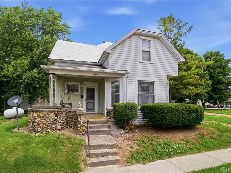 18 N Champaign Street, Catawba, OH 43010 Photo 2