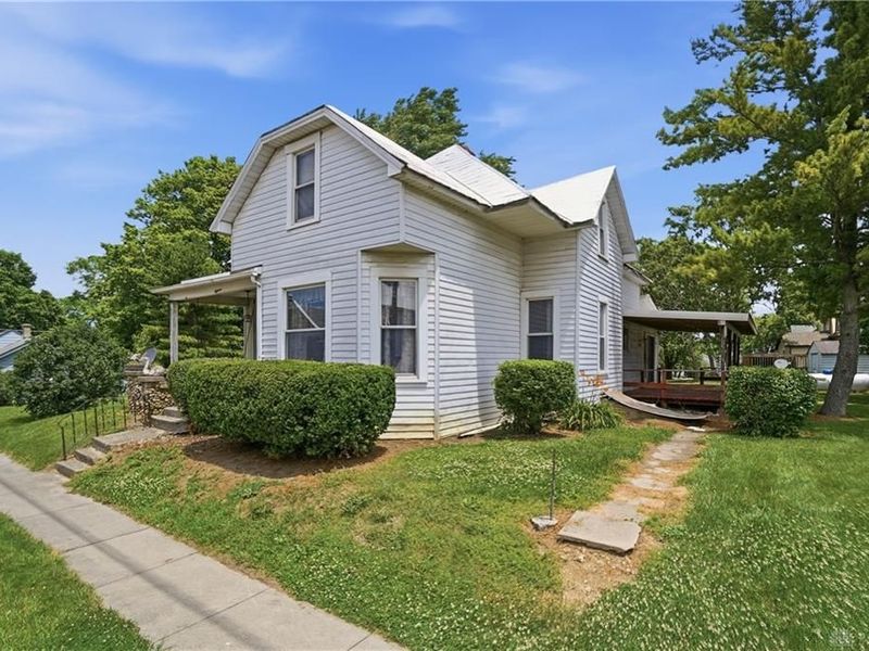 18 N Champaign Street, Catawba, OH 43010 Photo 4