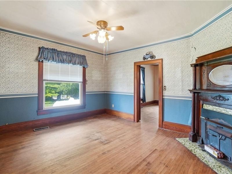 18 N Champaign Street, Catawba, OH 43010 Photo 7