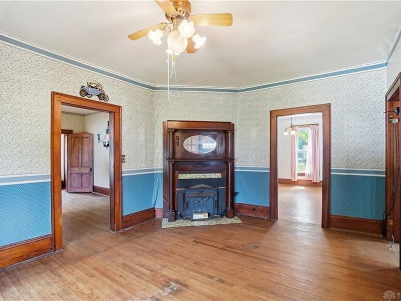 18 N Champaign Street, Catawba, OH 43010 Photo 9