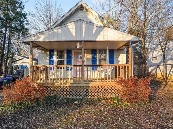 455 Magnolia Avenue , Cuyahoga Falls, OH 44221