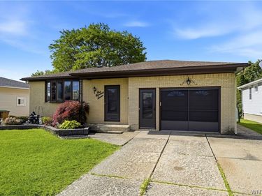 107 Bronx Drive, Cheektowaga, NY 14227