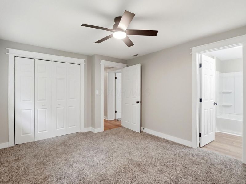 311 N Park Drive , Baltimore, OH 43105 Photo 16