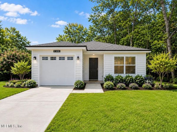 8040 SISKIN Avenue, Jacksonville, FL 32219