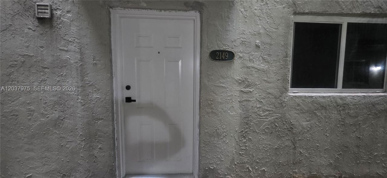 10000 NW 80th Ct, Unit 2149, Hialeah Gardens, FL 33016 Photo