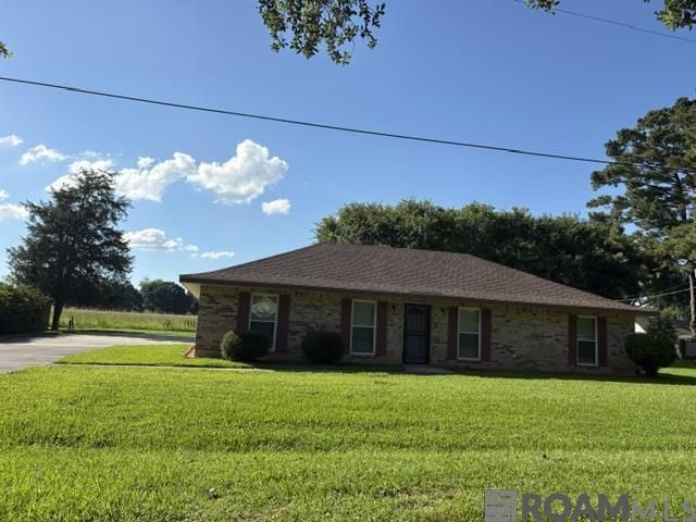 9537 Meadow Ln, Oscar, LA 70762 Main Photo