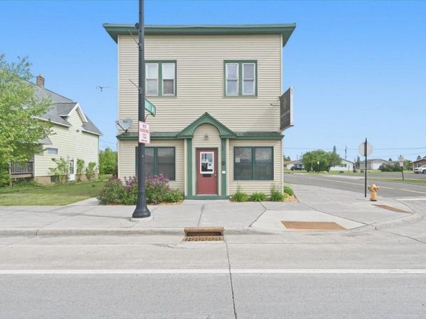 601 Belknap Street , Superior, WI 54880