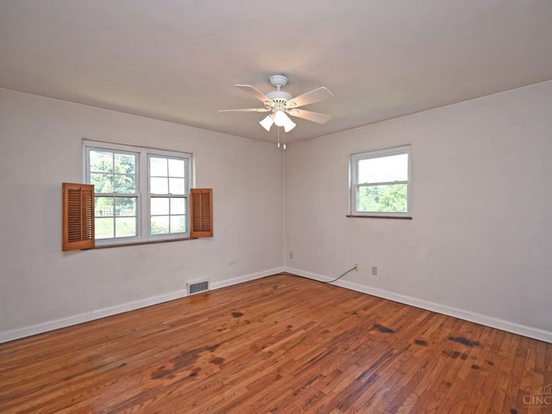 7311 Miami Hills Drive, Cincinnati, OH 45243 Photo 18