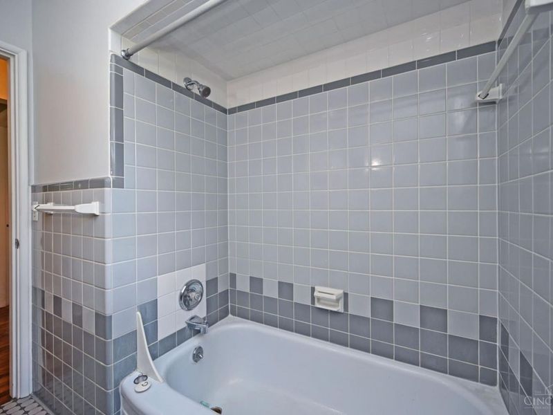 7311 Miami Hills Drive, Cincinnati, OH 45243 Photo 22