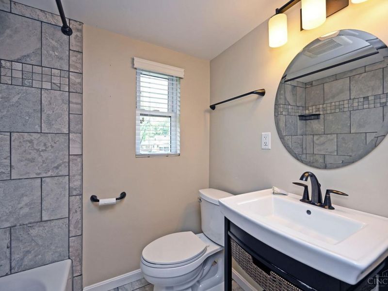 7311 Miami Hills Drive, Cincinnati, OH 45243 Photo 30