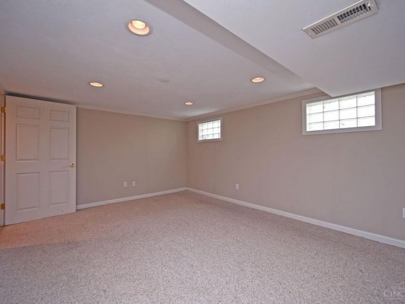 7311 Miami Hills Drive, Cincinnati, OH 45243 Photo 36