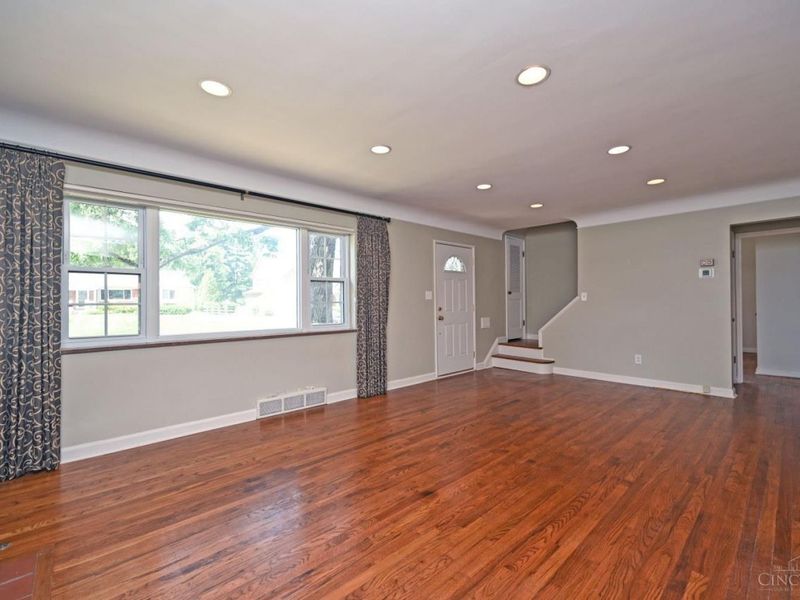 7311 Miami Hills Drive, Cincinnati, OH 45243 Photo 8