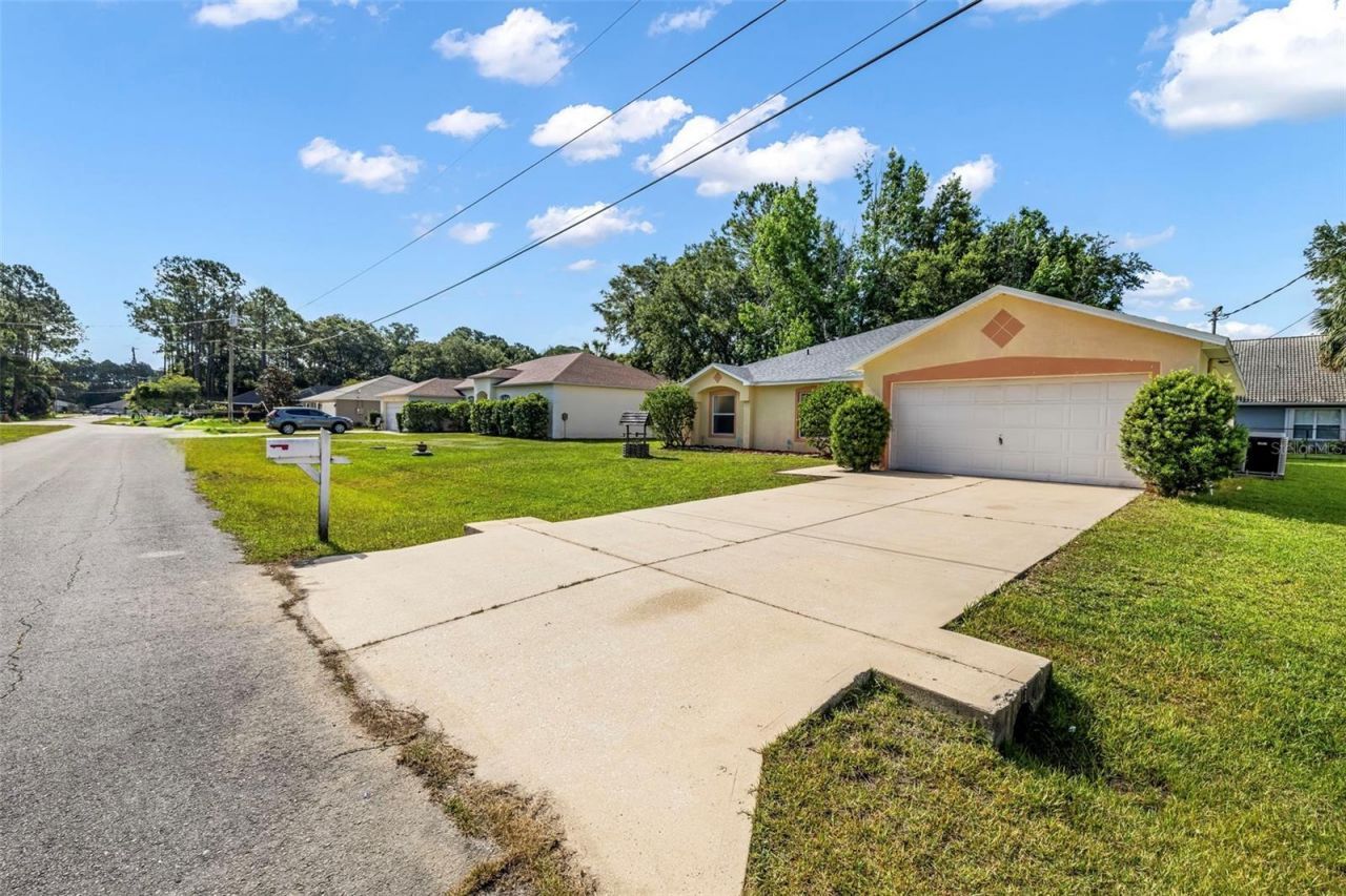 16 Slumber Path , Palm Coast, FL 32164 Photo