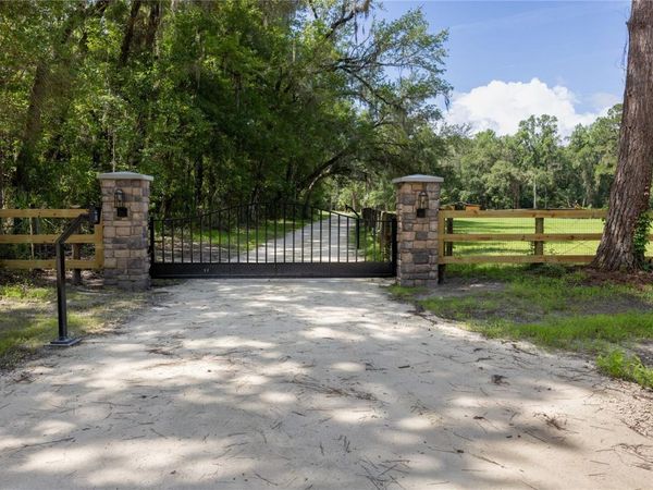 14810 NW 185 STREET , WILLISTON, FL 32696