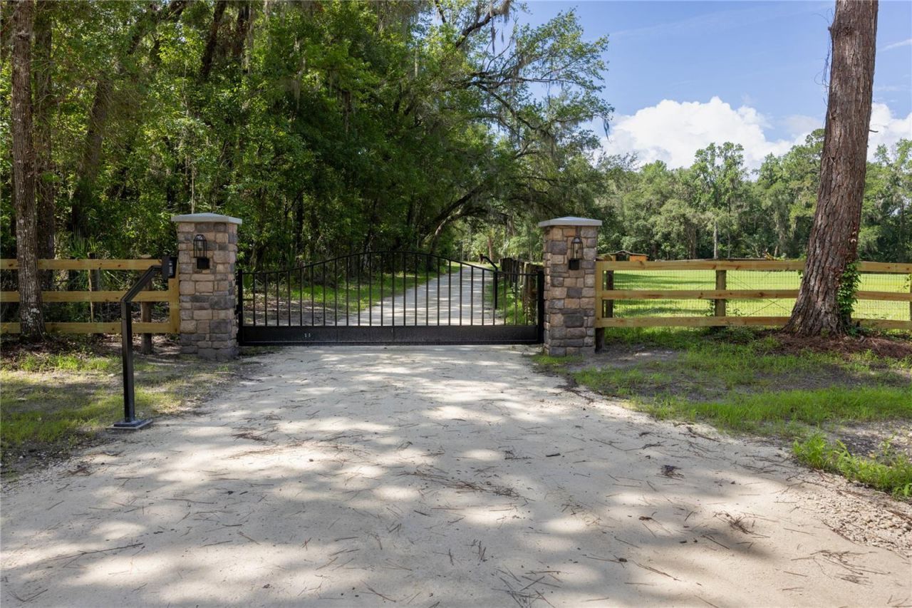 14810 NW 185 Street, Williston, FL 32696 Photo