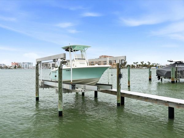 610 ISLAND WAY , Unit 201, CLEARWATER BEACH, FL 33767