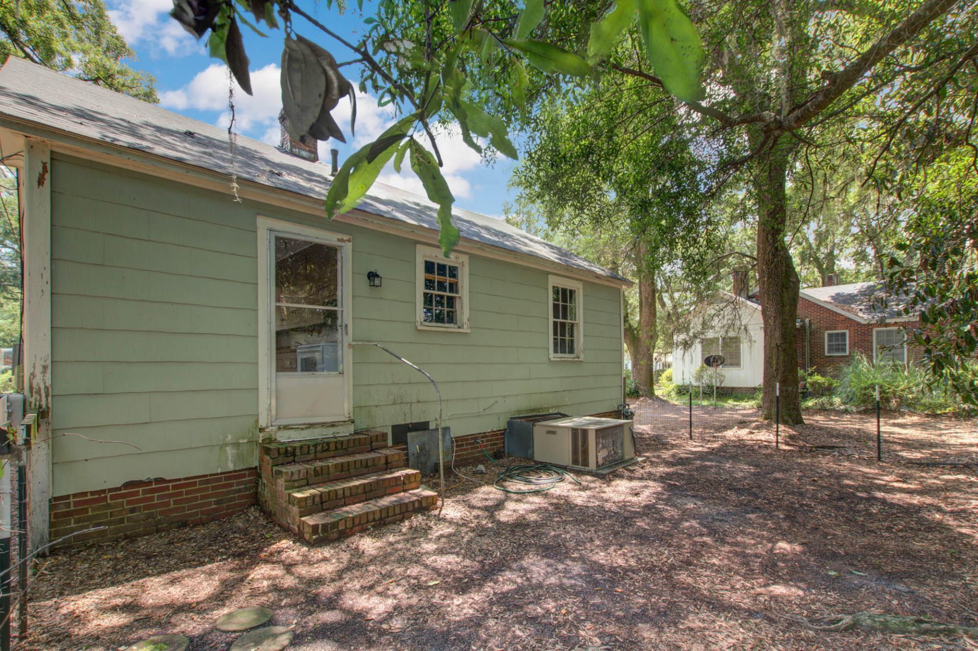 108 Rivers Street Photo 17