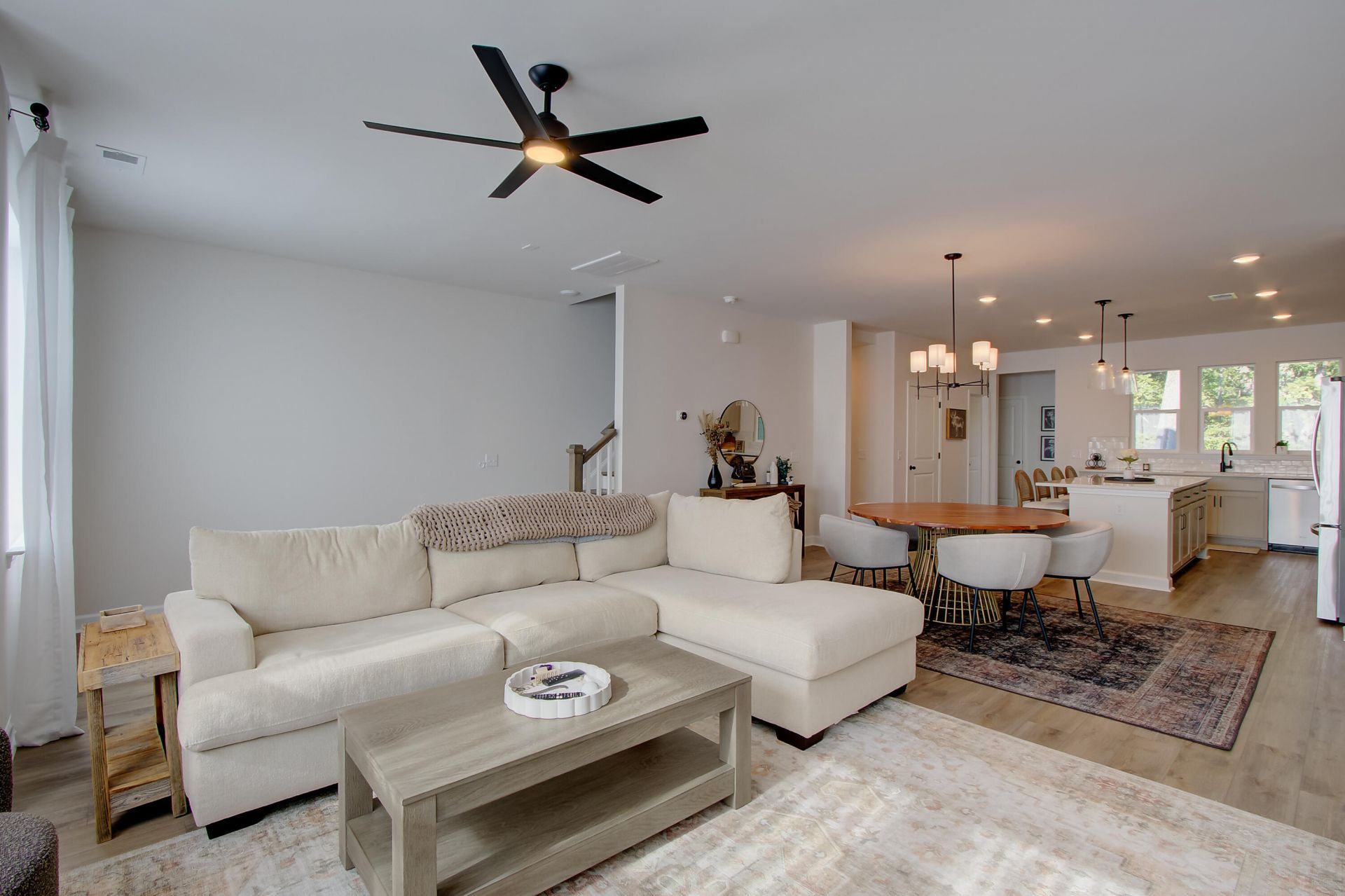 5208 New Palm Court Photo 14