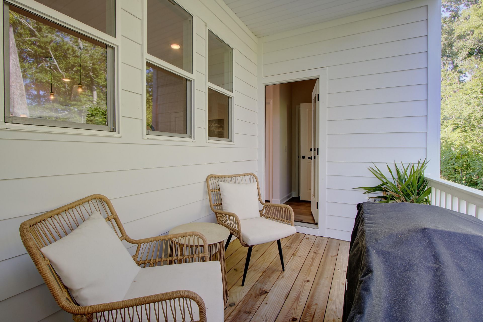 5208 New Palm Court Photo 8