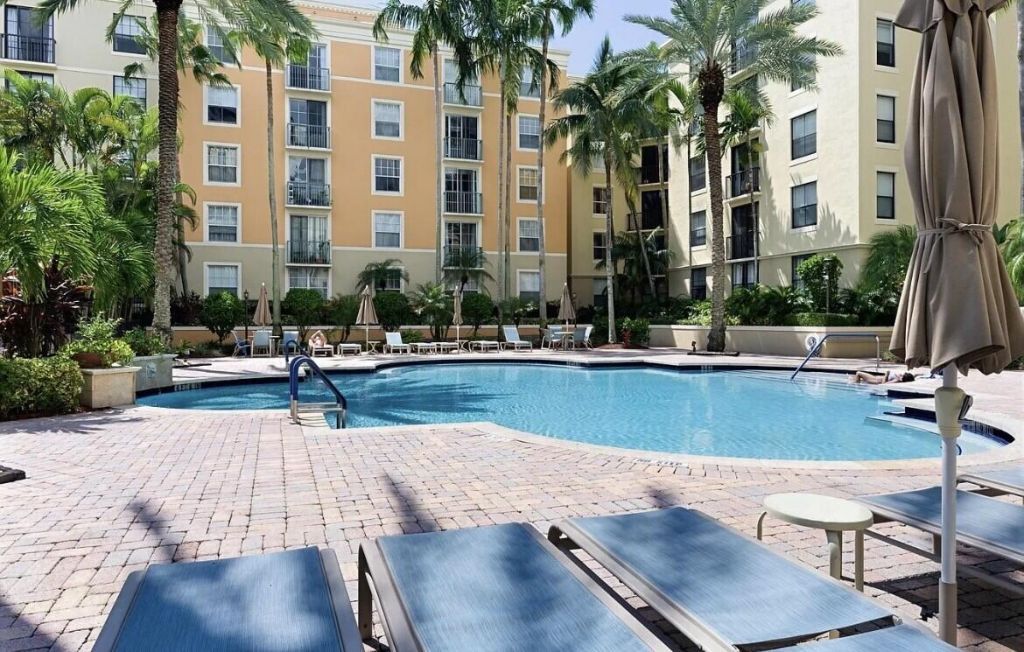 651 Okeechobee Boulevard, Unit 309, West Palm Beach, FL 33401 Photo