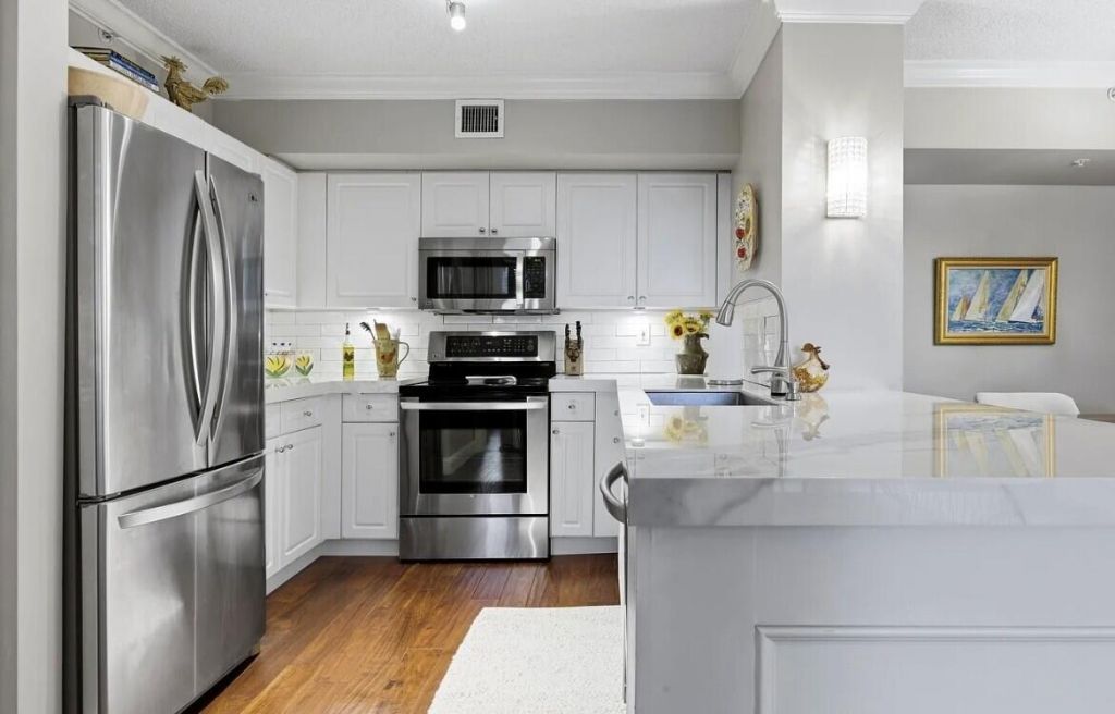 651 Okeechobee Boulevard, Unit 309, West Palm Beach, FL 33401 Photo