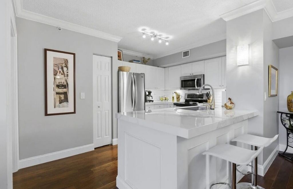 651 Okeechobee Boulevard, Unit 309, West Palm Beach, FL 33401 Photo